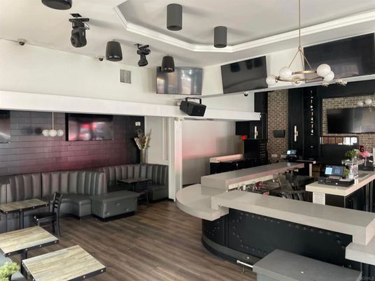 Interior, Kitchen, Pendant Lights, Wood Texture Flooring