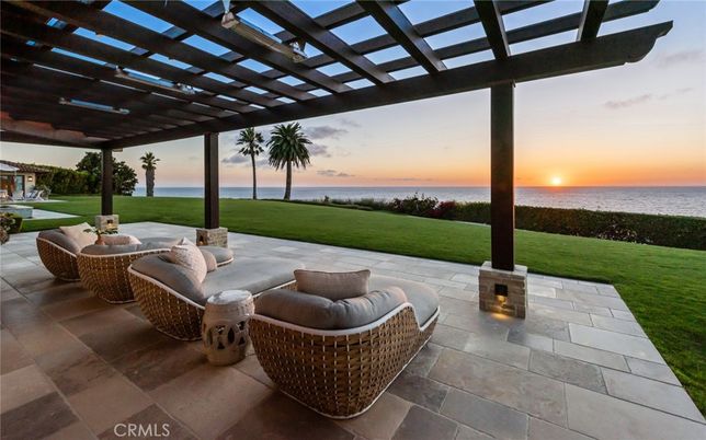 Backyard, Exterior, Water