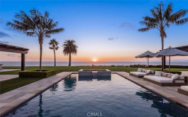 Exterior, Lake, Pool, Water