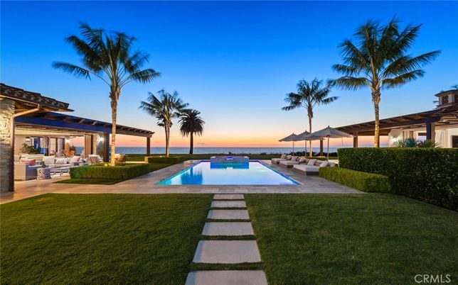 Backyard, Exterior, Pool, Water