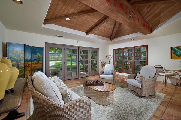 Interior, Living room, Recessed Lighting, Wooden Beams, Wooden Ceilings