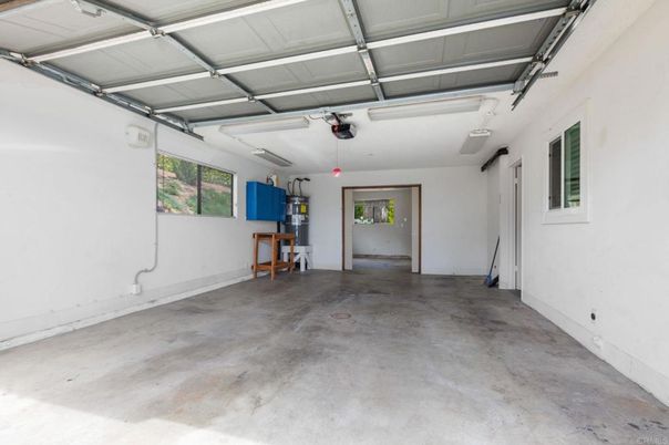 Garage, Interior