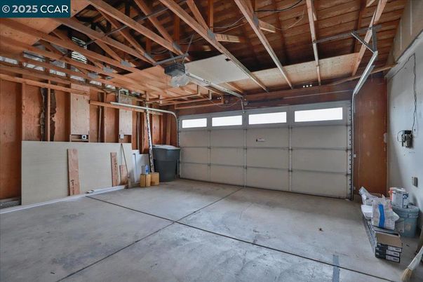 Garage, Interior, Wooden Beams, Wooden Ceilings