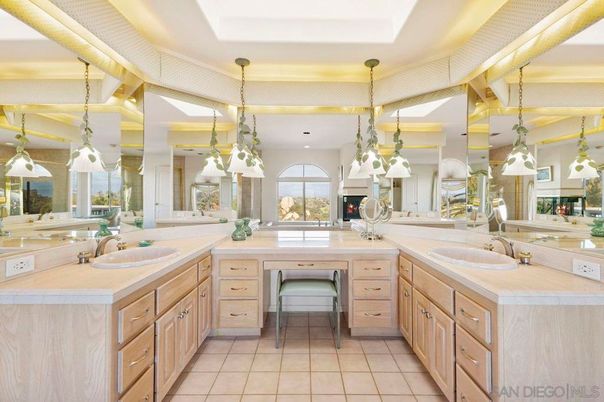 Bathroom, Dual Sink Vanities, Interior, Pendant Lights, Recessed Lighting, Tile Countertops