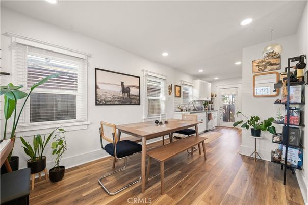 Dining room, Interior, Kitchen, Pendant Lights, Recessed Lighting, Wood Texture Flooring