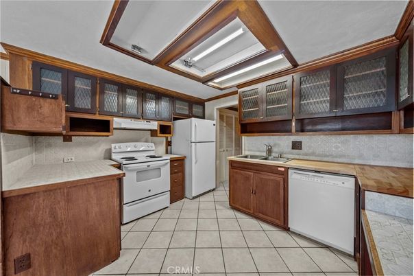 Interior, Kitchen, Tile Countertops
