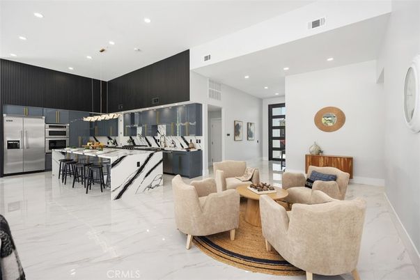 Interior, Kitchen, Living room, Marble, Pendant Lights, Recessed Lighting, Stainless Steel Appliances