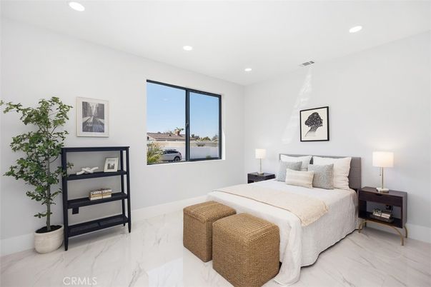 Bedroom, Interior, Marble, Recessed Lighting