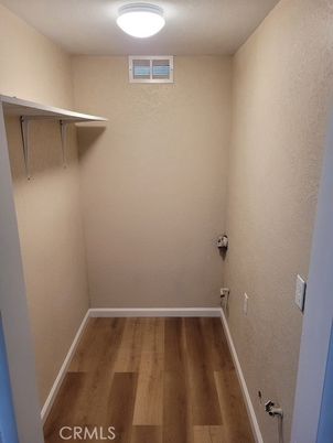 Empty room, Interior, Walk-in Closets, Wood Texture Flooring