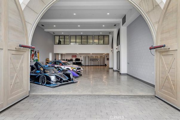 Garage, Interior, Recessed Lighting