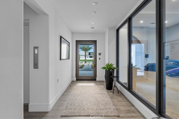 Elevator, Interior, Recessed Lighting, Wood Texture Flooring