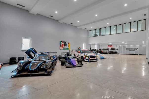 Garage, Interior, Recessed Lighting