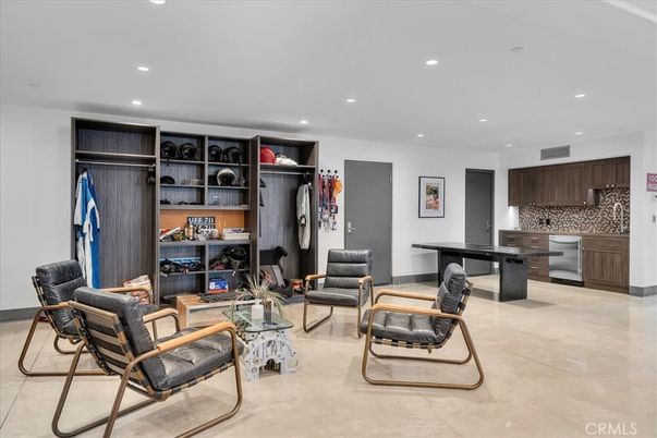 Game Room, Interior, Kitchen, Living room, Recessed Lighting