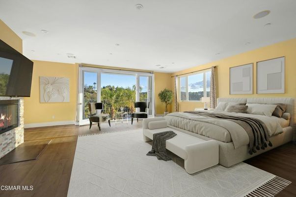 Bedroom, Fireplace, Interior, Recessed Lighting, Wood Texture Flooring