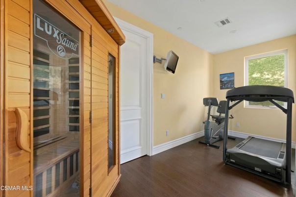 Fitness Equipment, Interior, Recessed Lighting, Sauna Room