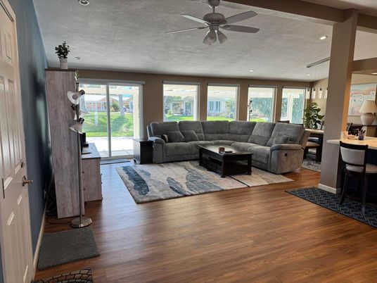 Interior, Living room, Pendant Lights, Recessed Lighting, Wood Texture Flooring