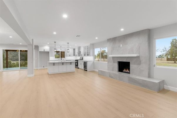 Fireplace, Interior, Kitchen, Pendant Lights, Recessed Lighting, Wood Texture Flooring
