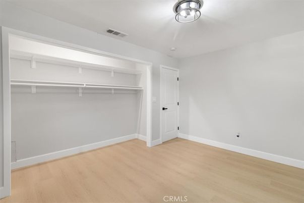 Empty room, Interior, Walk-in Closets, Wood Texture Flooring