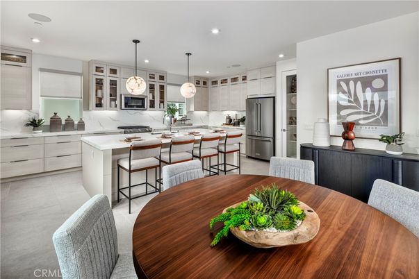 Dining room, Interior, Kitchen, Pendant Lights, Recessed Lighting, Stainless Steel Appliances