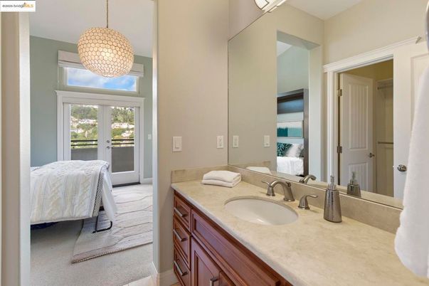 Bathroom, Interior, Pendant Lights