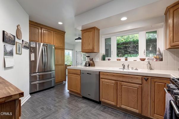 Interior, Kitchen, Recessed Lighting, Stainless Steel Appliances, Tile Countertops