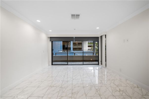 Empty room, Interior, Marble, Recessed Lighting