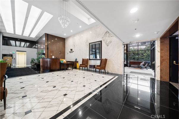 Chandelier, Interior, Marble, Marble Walls, Recessed Lighting