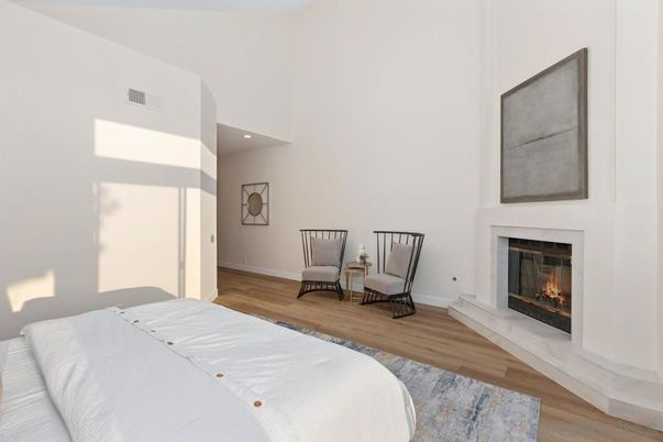 Bedroom, Fireplace, Interior, Recessed Lighting, Wood Texture Flooring