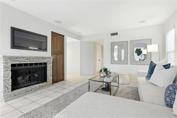 Fireplace, Interior, Living room