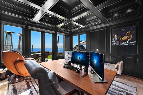 Home Office, Interior, Recessed Lighting, Water, Wood Texture Flooring