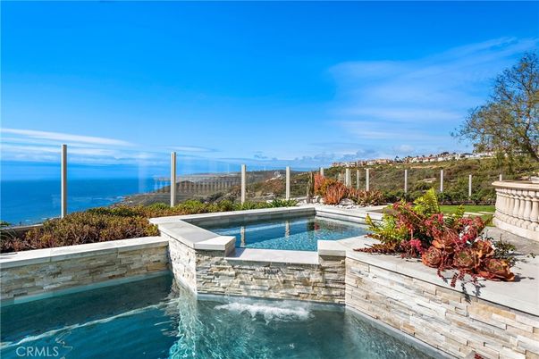 Exterior, Pool, Water