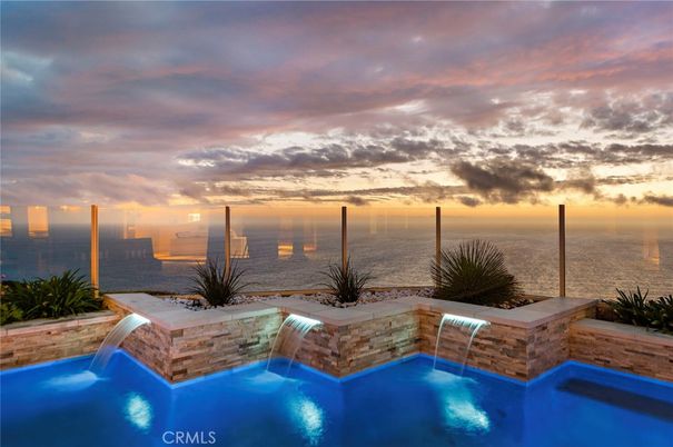 Exterior, Lake, Pool, Water