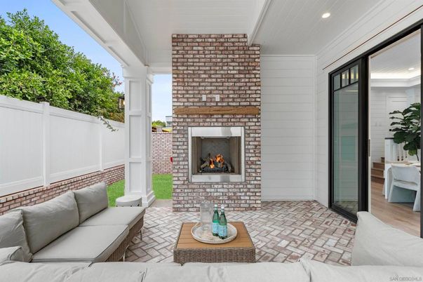 Exterior, Fireplace