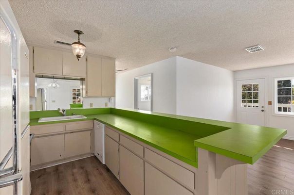 Interior, Kitchen, Pendant Lights, Wood Texture Flooring