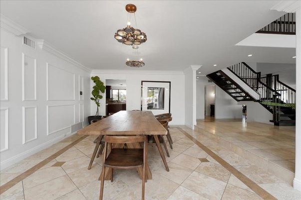 Chandelier, Dining room, Interior, Recessed Lighting