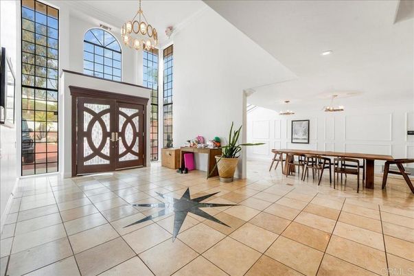 Chandelier, Dining room, Interior, Recessed Lighting