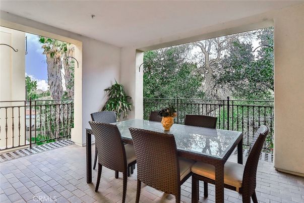 Dining room, Interior