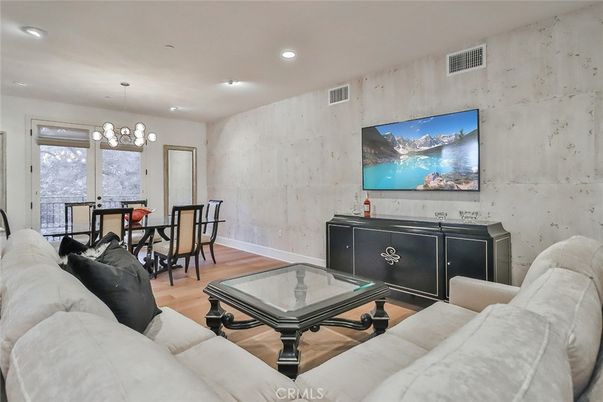 Dining room, Interior, Living room, Pendant Lights, Recessed Lighting, Wood Texture Flooring