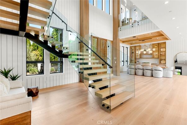 Interior, Pendant Lights, Recessed Lighting, Wooden Beams, Wooden Ceilings, Wood Texture Flooring