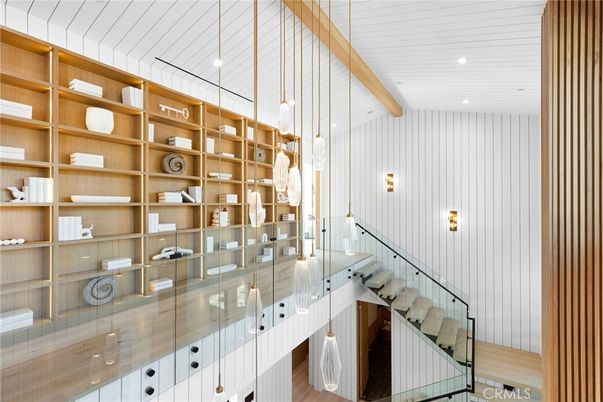 Interior, Pendant Lights, Recessed Lighting, Wooden Beams