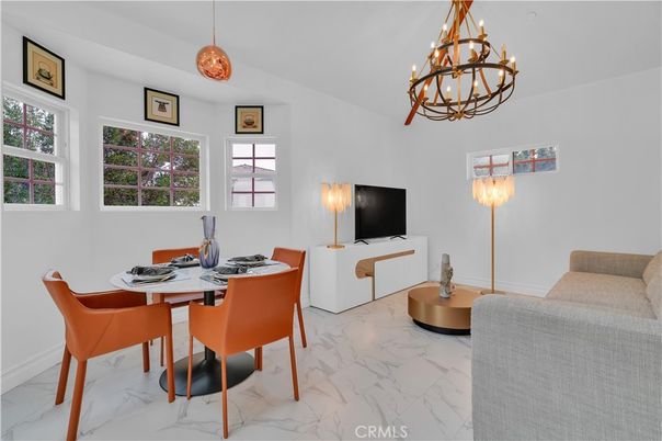 Chandelier, Dining room, Interior, Marble, Pendant Lights