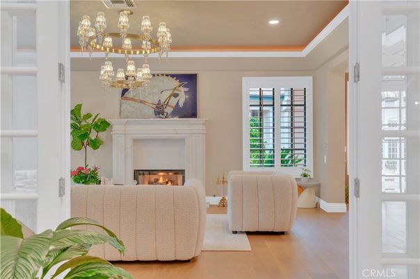 Fireplace, Interior, Living room, Pendant Lights, Recessed Lighting, Wood Texture Flooring