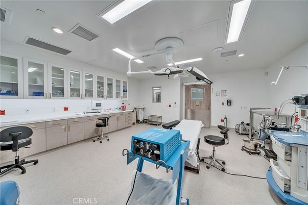 Fitness Equipment, Interior, Recessed Lighting