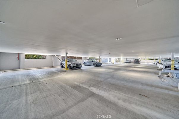 Garage, Interior, Recessed Lighting