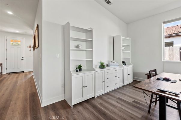 Home Office, Interior, Recessed Lighting, Wood Texture Flooring