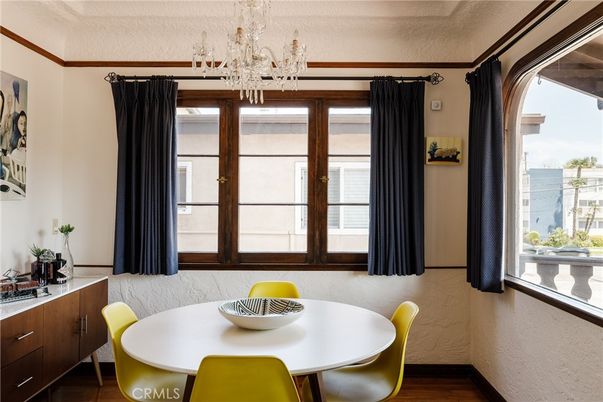 Chandelier, Dining room, Interior, Wood Texture Flooring