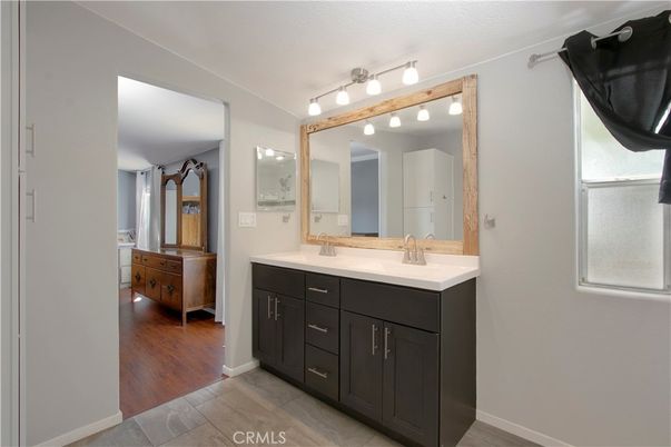 Bathroom, Dual Sink Vanities, Interior, Wood Texture Flooring