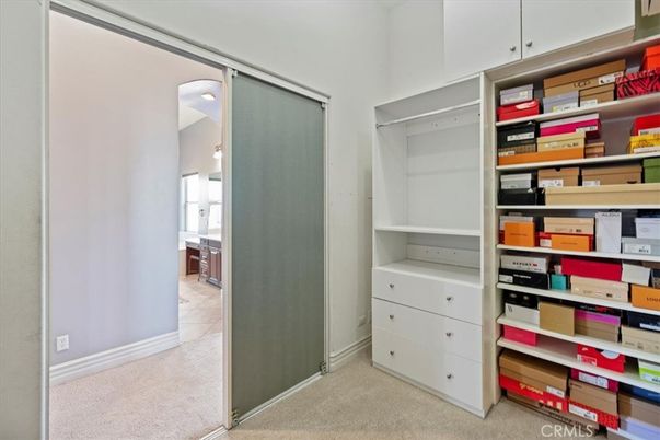 Interior, Walk-in Closets