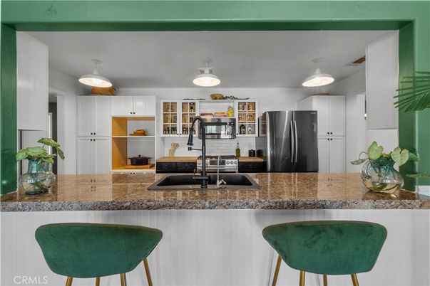 Interior, Kitchen, Stainless Steel Appliances