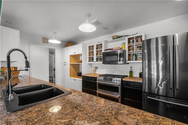 Interior, Kitchen, Stainless Steel Appliances